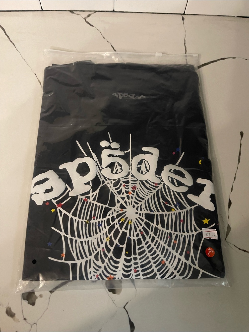 Men’s Graphic Design Tee Size L. - Picture 3 of 5